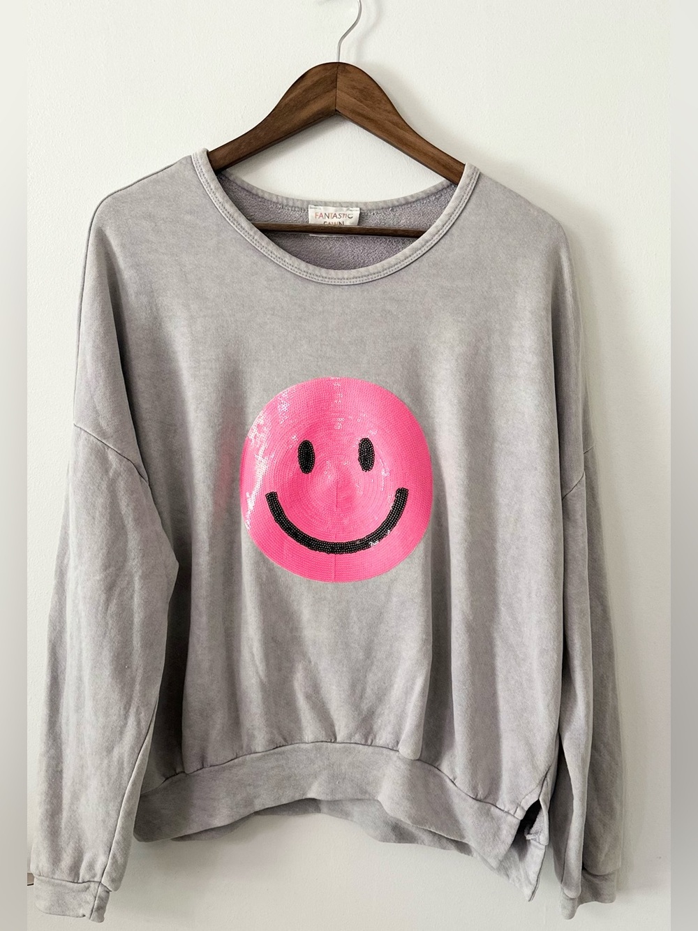 Fantastic Fawn Sequin Smile Sweatshirt – Sz Small (Like New!)